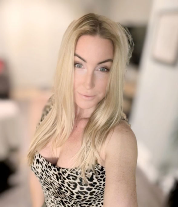 Hair Stylist Sarah Elliott